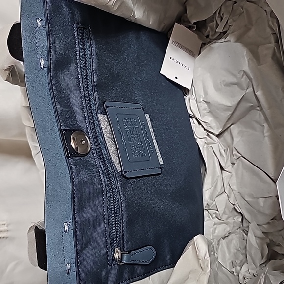 Navy Blue Coach Purse !! NWT! - Picture 5 of 9